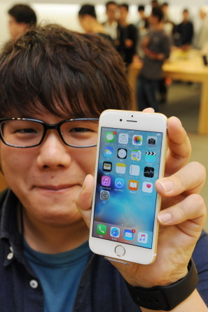 iPhone 6s本日9月25日にて正式発売